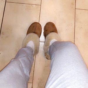 grey joggers